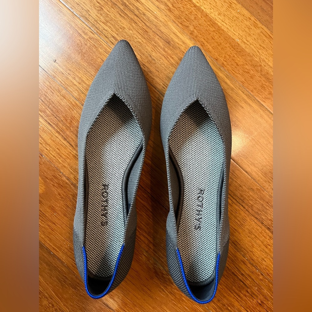 Rothys the point flat dark grey